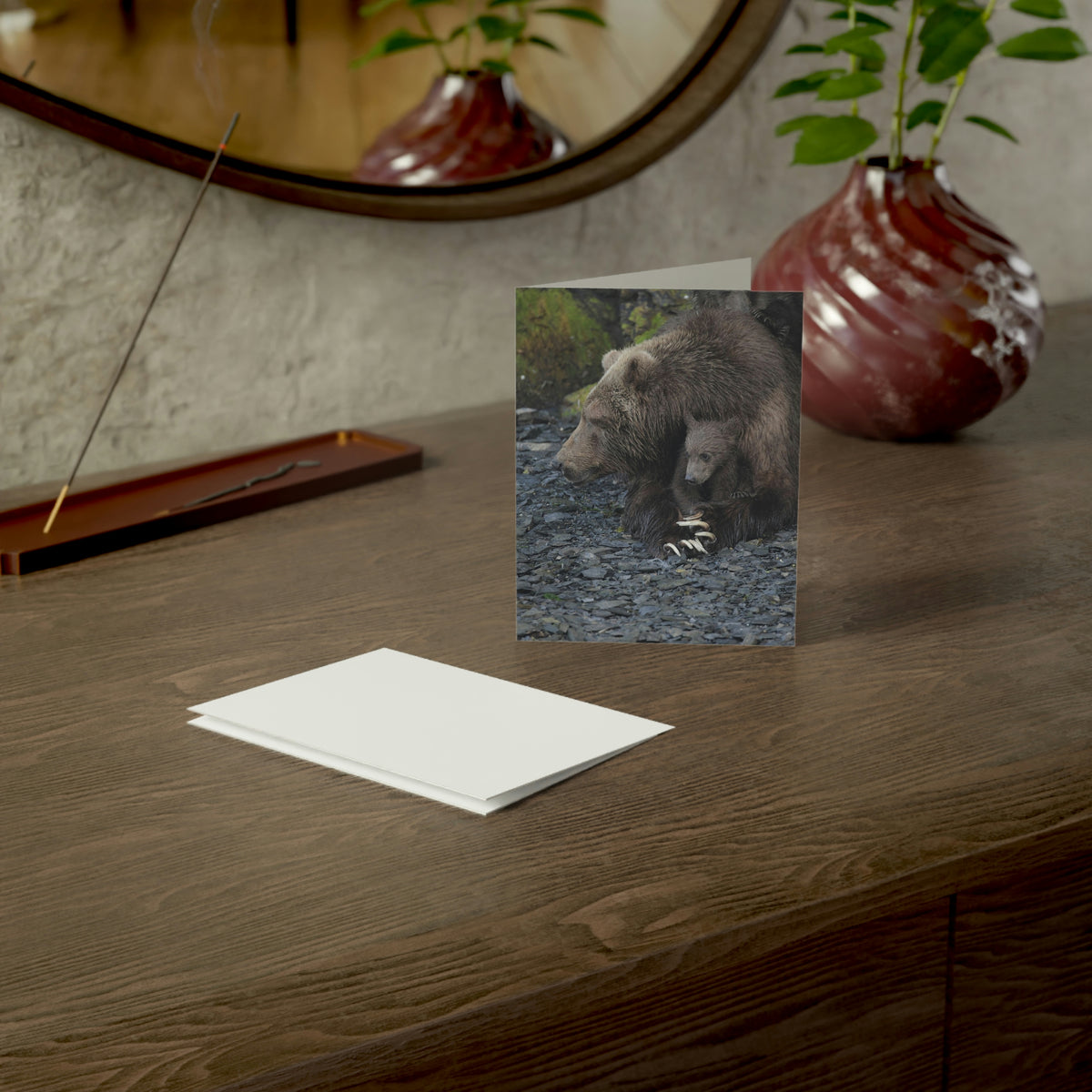 Embracing Sow Greeting Cards (1, 10, 30, and 50pcs)